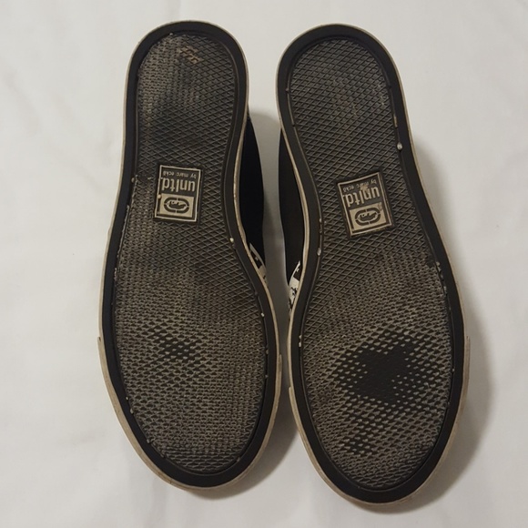 Marc Ecko sneakers - Picture 6 of 7